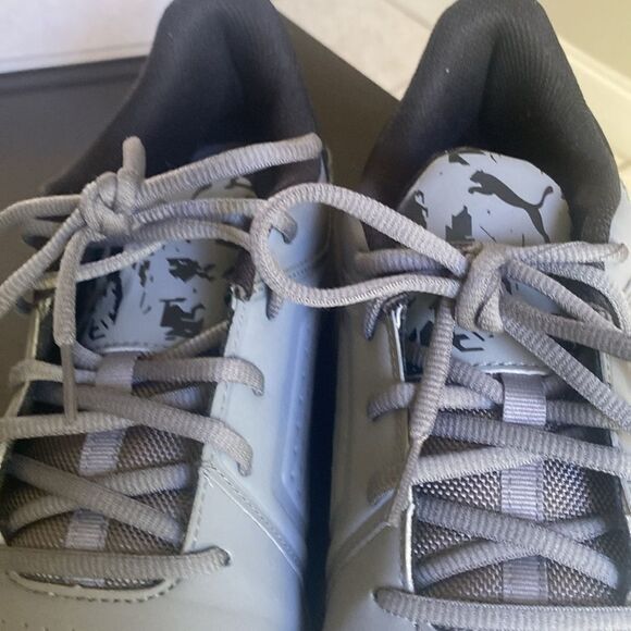 GUC Grey / black puma size 11. Some scuffing on both inside - Picture 3 of 5